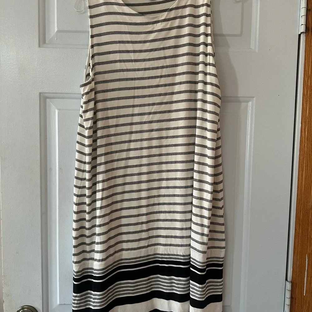 J. Jill Wearever sleeveless dress Black and White Striped. Size large petite. - Picture 2 of 9